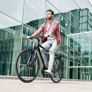www Jazda rowerem - zdjęcie ilustracyjne